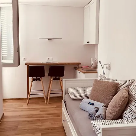 Studio Apartment Zara * Zára